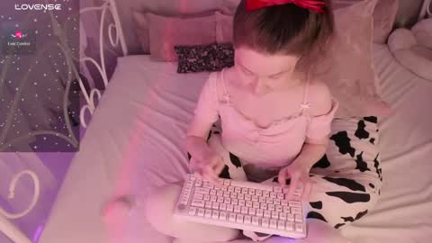 Alice online show from April 1, 3:29 am