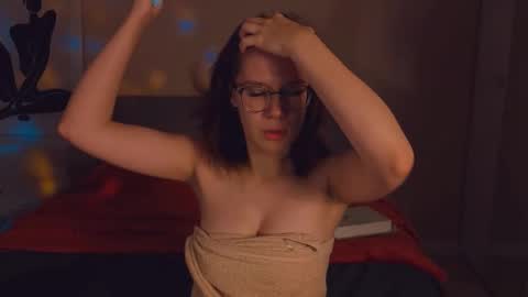 Alice online show from September 25, 9:52 am