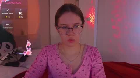 Alice online show from November 12, 3:48 am