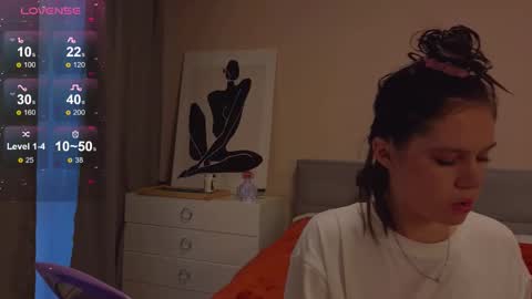 Alice online show from October 2, 8:30 am