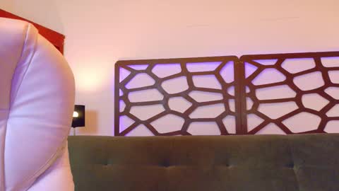 alice_rous21 online show from November 8, 3:17 pm