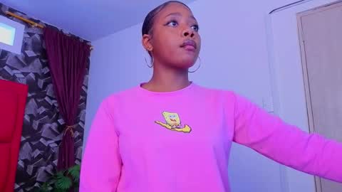 alice_rouusse online show from February 17, 7:13 pm