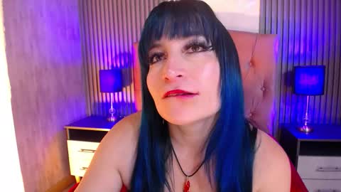 Alice online show from December 13, 10:38 pm