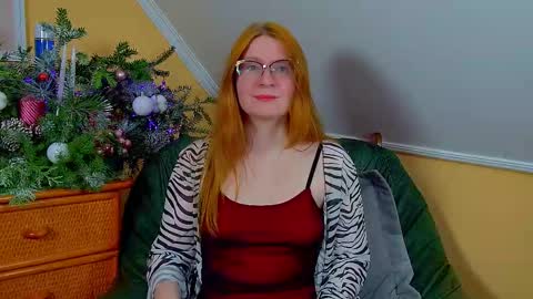 Alice online show from December 2, 7:05 pm