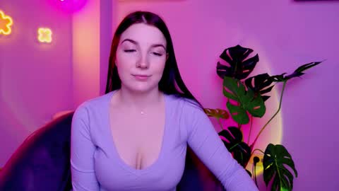 alicechanell online show from February 8, 4:27 am