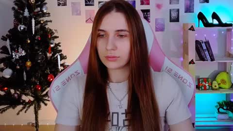 alicecharmy online show from December 18, 12:29 pm