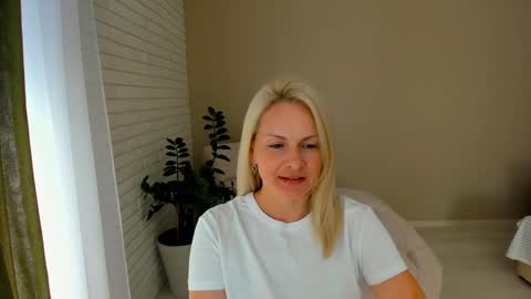 Alicee online show from September 11, 7:53 am