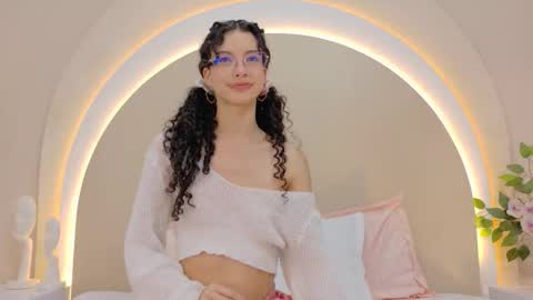 alice online show from October 20, 3:59 pm