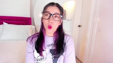 Alice  online show from February 8, 4:14 am