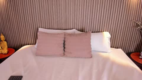 Alice  online show from September 26, 5:27 am