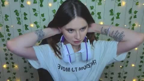 aliceimonta online show from February 21, 12:17 pm