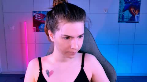 Alice online show from November 15, 5:19 am