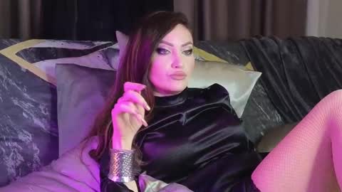 alicejameson online show from March 11, 6:41 pm