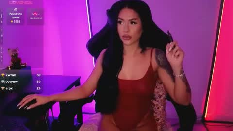 alicemadyson online show from February 13, 8:43 pm