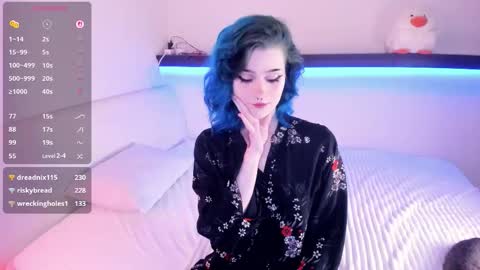 Snapshot of alicentity chatting on October 20, 5:43 am Alice online show from October 20, 5:43 am