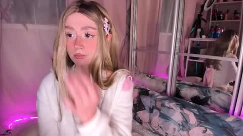 from wonderland online show from February 20, 3:13 pm