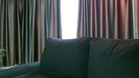 Snapshot of alicexsquirt chatting on February 2, 7:41 am Alice online show from February 2, 7:41 am