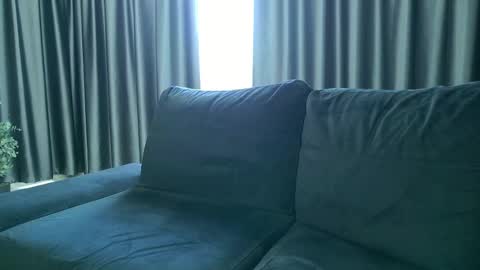 Snapshot of alicexsquirt chatting on March 6, 9:14 am Alice online show from March 6, 9:14 am