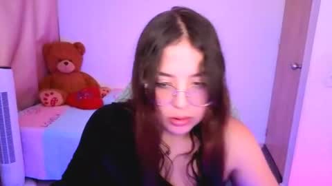 alison online show from April 16, 6:40 pm