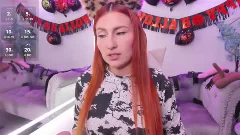 alicia online show from November 1, 8:02 pm