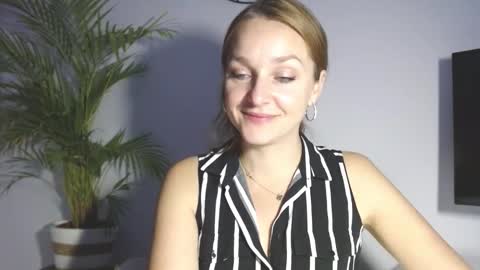 Alicia online show from December 3, 7:22 am