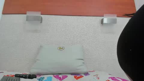 im tutti online show from October 22, 3:11 am