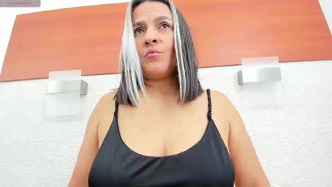 Snapshot of alicie_green chatting on September 22, 3:05 am im tutti online show from September 22, 3:05 am