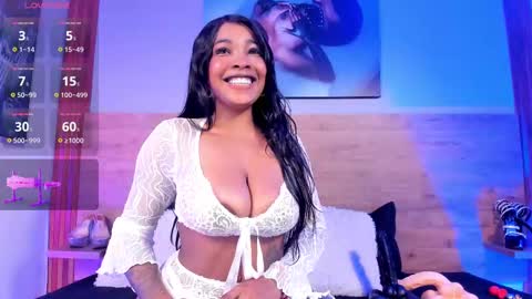 Snapshot of aliisson_cruz chatting on October 3, 3:39 pm Alisson online show from October 3, 3:39 pm