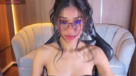 alina_b_ online show from February 16, 9:03 pm