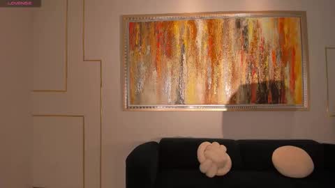 alinakravitz_ online show from December 20, 1:48 pm