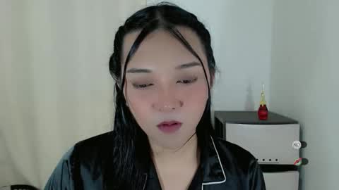 Shanti xhey online show from February 8, 6:11 pm