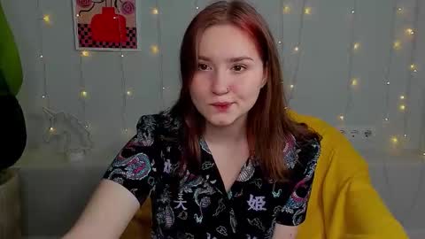 alisa_shybaby online show from October 22, 8:19 am