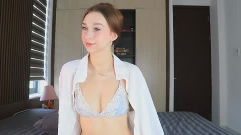 Alice                                   Fansly Alisa01 online show from April 30, 2:50 am