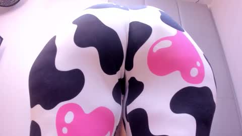           online show from March 4, 12:12 pm