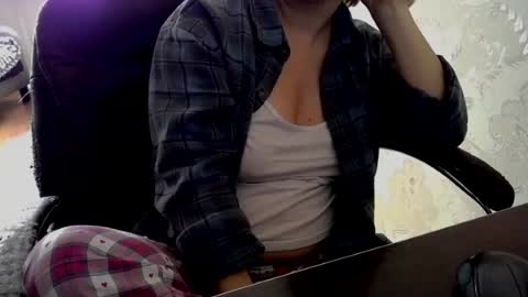 Alisa online show from July 12, 8:26 am