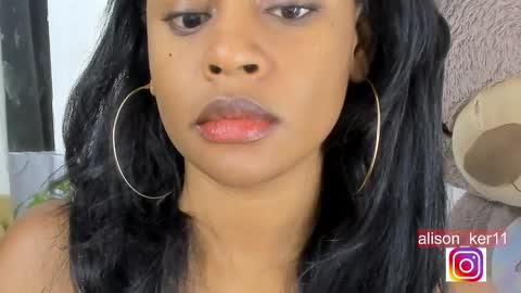 Snapshot of alison_ker chatting on February 15, 6:55 am Sofias house online show from February 15, 6:55 am