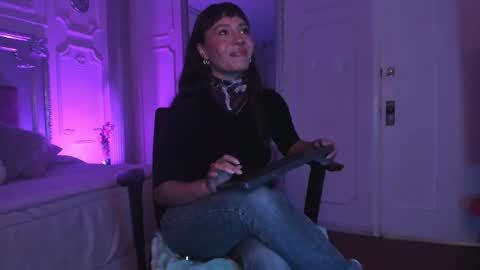 Snapshot of alisonfishert chatting on February 12, 11:51 am Alison Fishert online show from February 12, 11:51 am