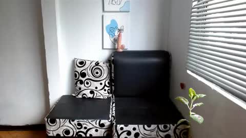 Alisonturbay online show from April 14, 2:39 pm