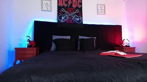 Alisse online show from March 3, 12:44 pm