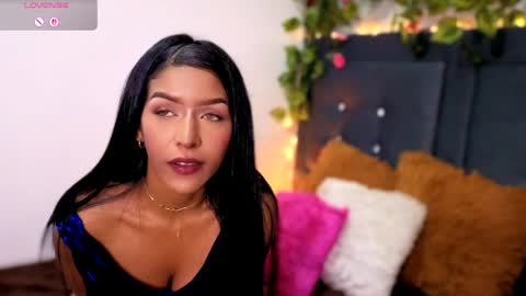 alisse_xx online show from April 10, 12:55 pm