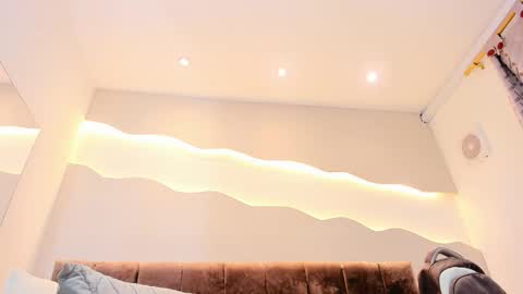 Alisson online show from December 5, 4:08 pm