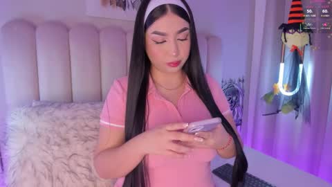 Snapshot of alissyadanger chatting on October 19, 4:14 am TATIS online show from October 19, 4:14 am