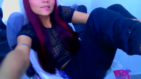 alixxe_ online show from November 24, 1:40 am