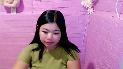 allianahpetit online show from January 5, 5:27 pm