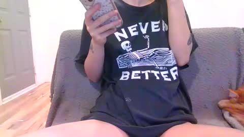 Snapshot of alliebearx chatting on February 21, 10:26 pm alliebearx online show from February 21, 10:26 pm