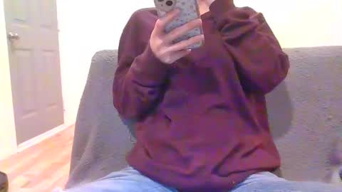 Snapshot of alliebearx chatting on February 21, 3:01 am alliebearx online show from February 21, 3:01 am