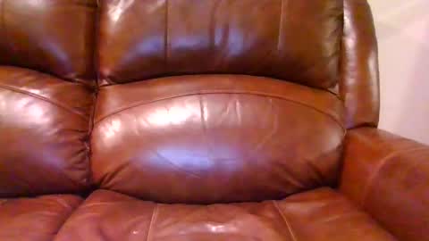 alliebearx online show from October 28, 4:07 am