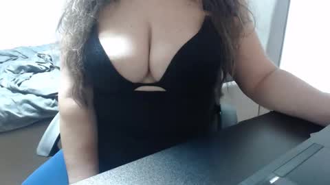 alliye online show from March 27, 10:43 pm