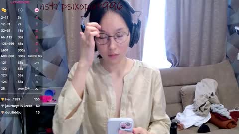 Snapshot of alllinaeve chatting on September 16, 8:44 am Alina online show from September 16, 8:44 am