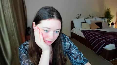 alluringeyess online show from February 5, 9:12 am